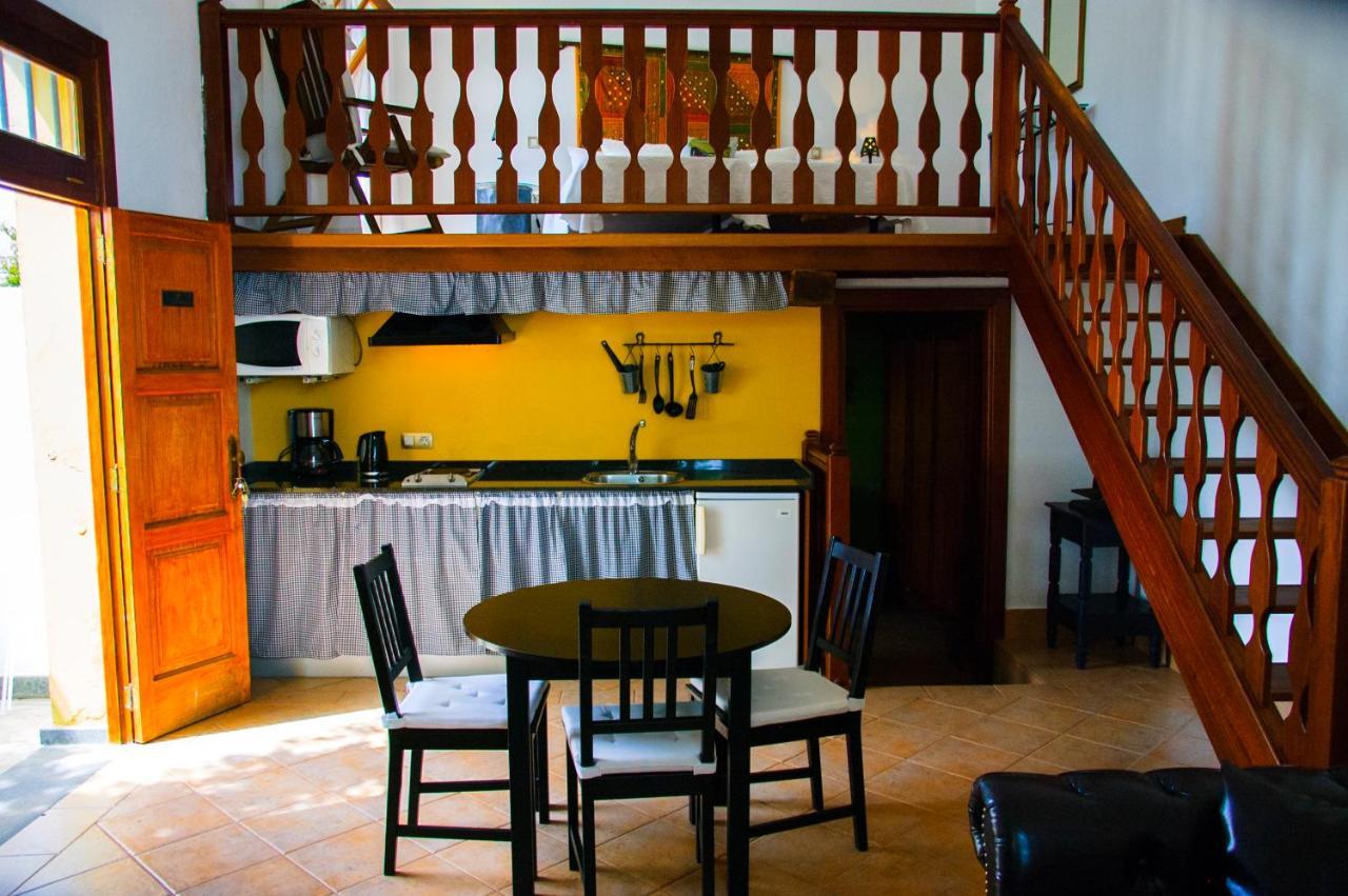 Lola Y Juan Casa de Campo Haría